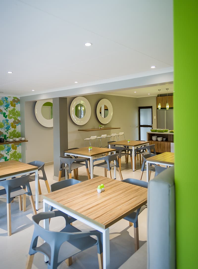 Palm Lodge Bloemfontein breakfast room